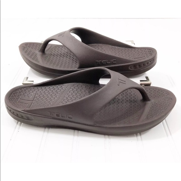 mens flip flops with arch support
